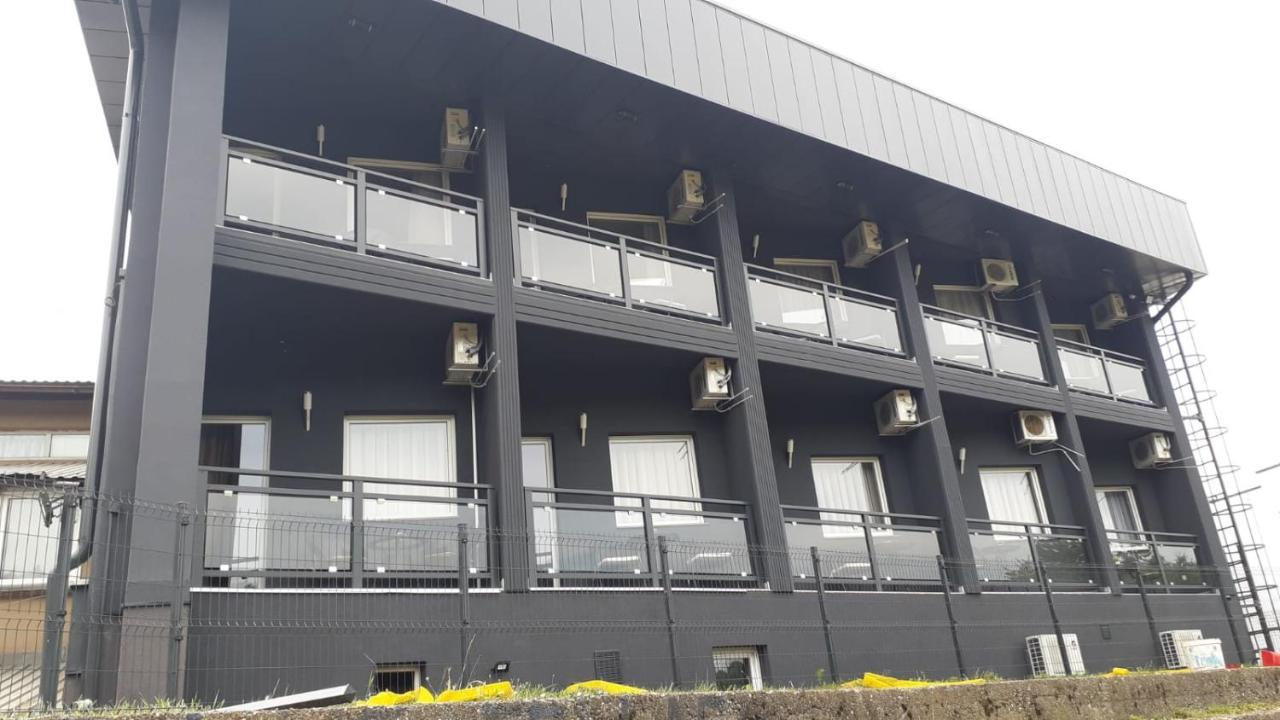 Hotel New Milenium Lukavac Exteriér fotografie