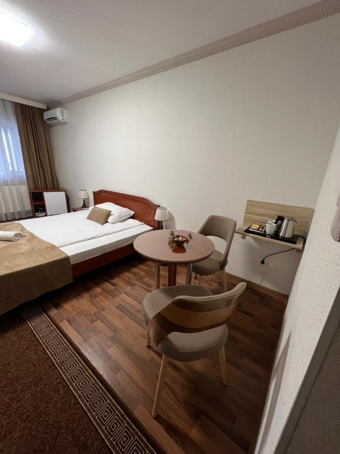 Hotel New Milenium Lukavac Exteriér fotografie